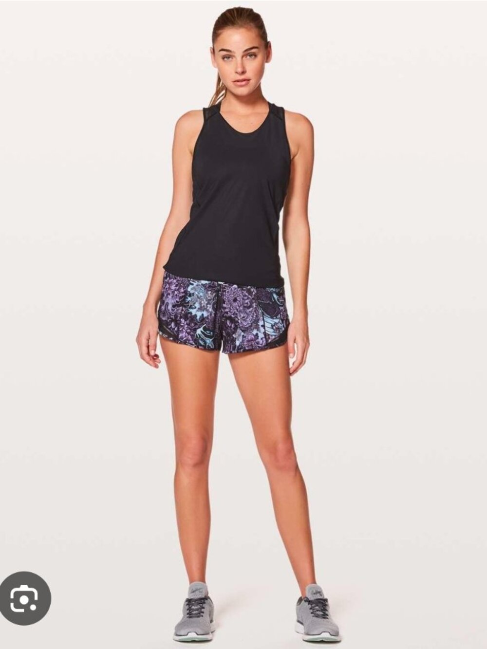 Lululemon Hotty Hot Short II *2.5" Memoir Multi Purple / Black